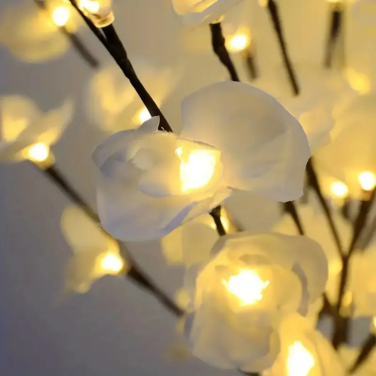 Alinora – LED Orchid Flower Branch Decorative Lighting