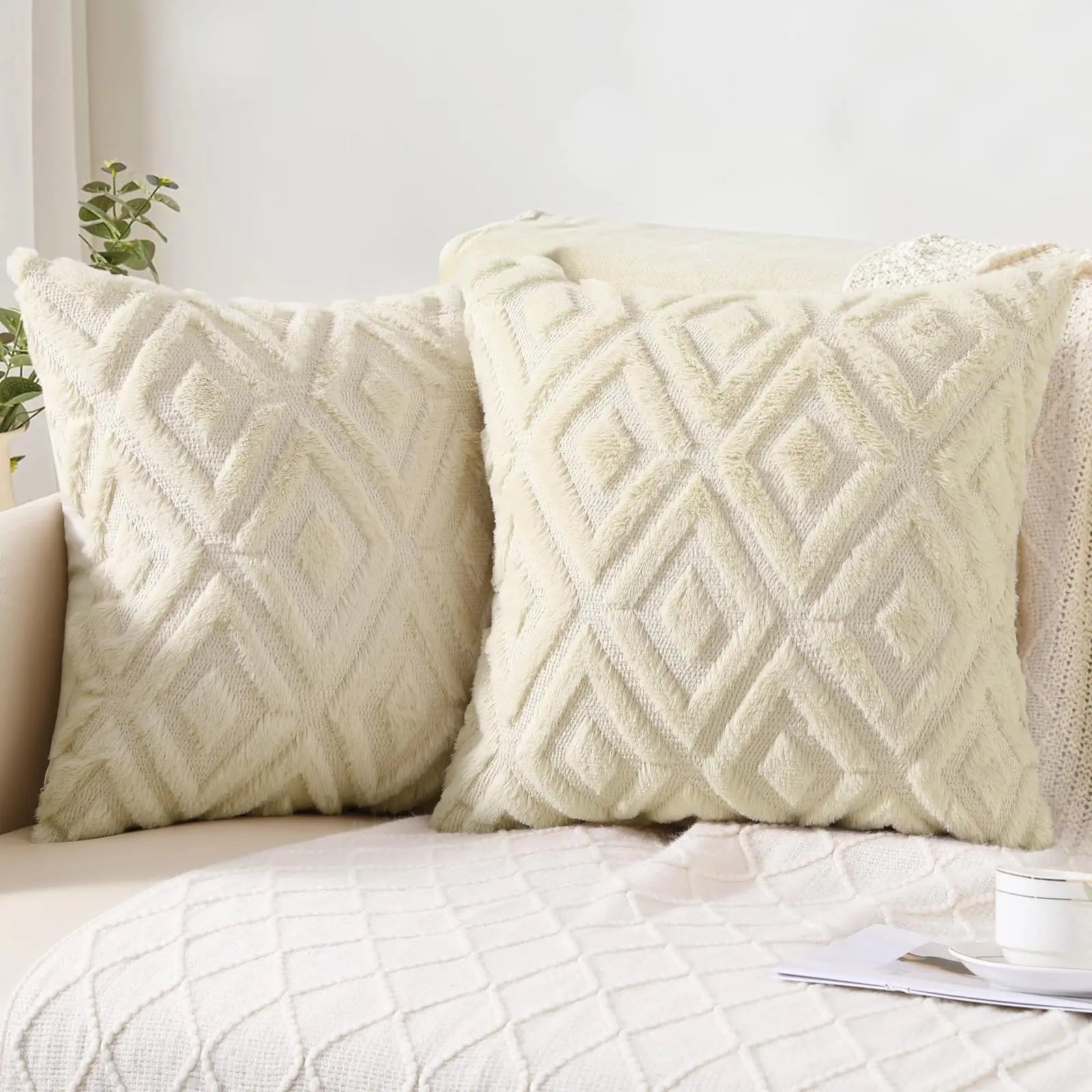 Elarina - Christmas Throw Pillow Decorative Cushion Set of 2