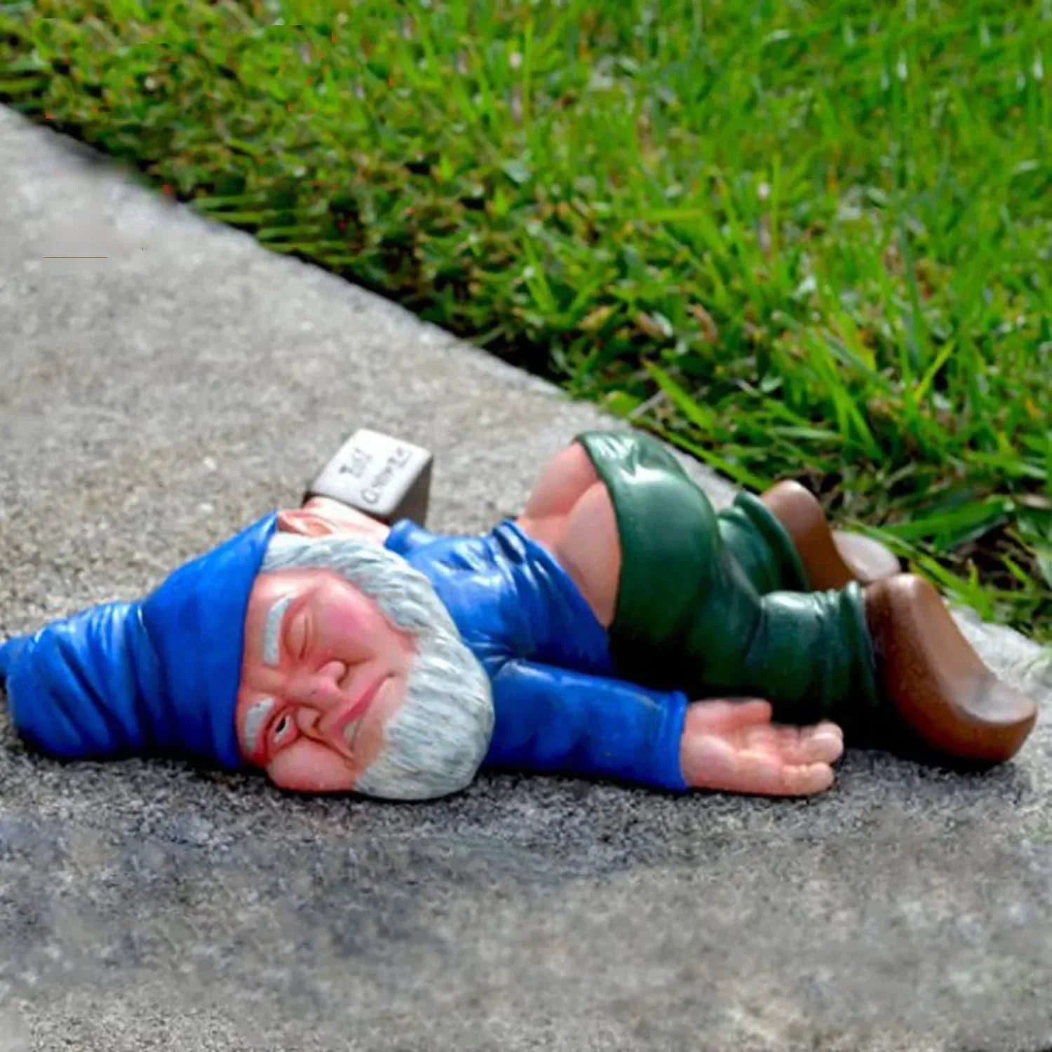 Talaria - Hilarious Drunken Garden Gnome Made of Weatherproof Resin for Indoor and Outdoor Use