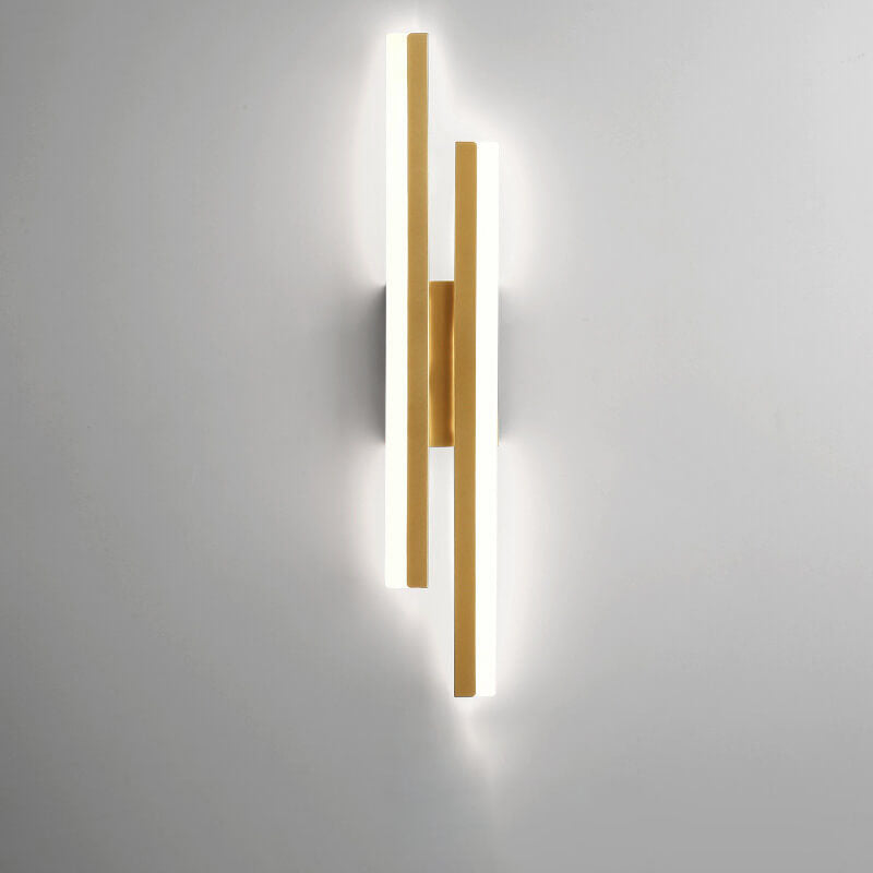 Contemporary Minimalist Iron and Acrylic LED Wall Sconce