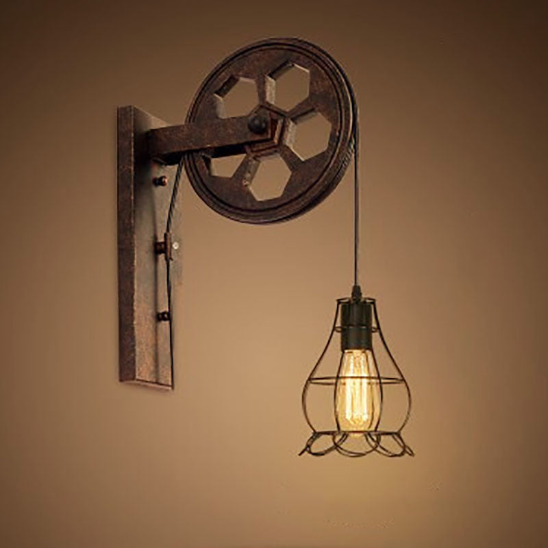 Retro Industrial Iron Wall Sconce Lamp with Single Pulley Light