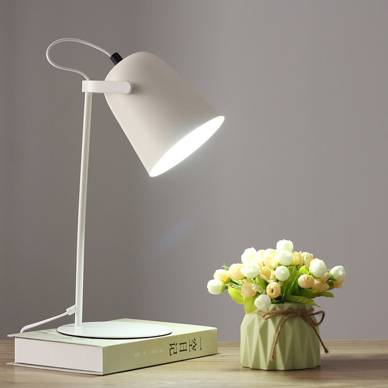 Nordic Macaron-Inspired Creative Iron Bucket 1-Light Table Lamp