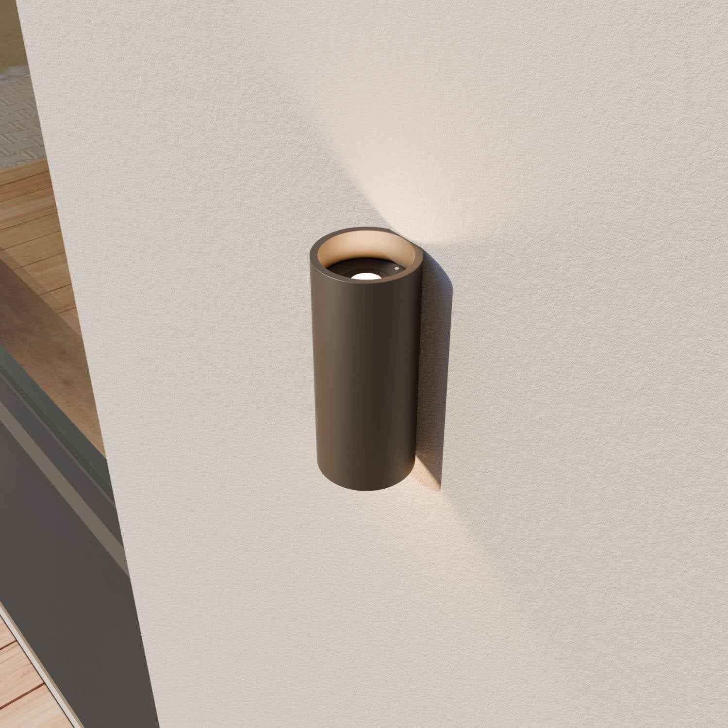 Sierra Wall Light | 2700K Warm White, IP54 Rated