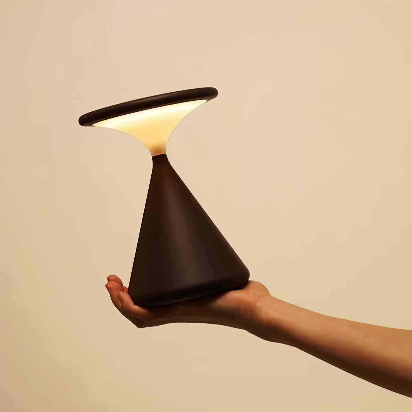 Nero Outdoor Lamp | IP54 Waterproof, Touch-Dimmer