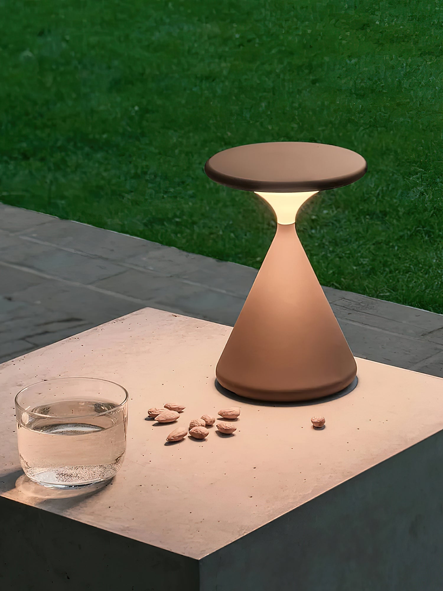 Nero Outdoor Lamp | IP54 Waterproof, Touch-Dimmer