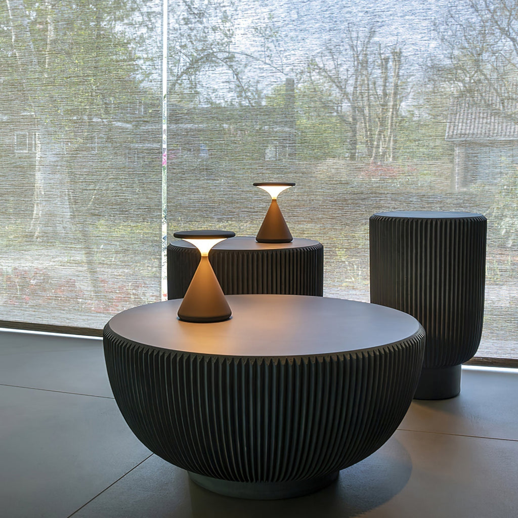 Nero Outdoor Lamp | IP54 Waterproof, Touch-Dimmer