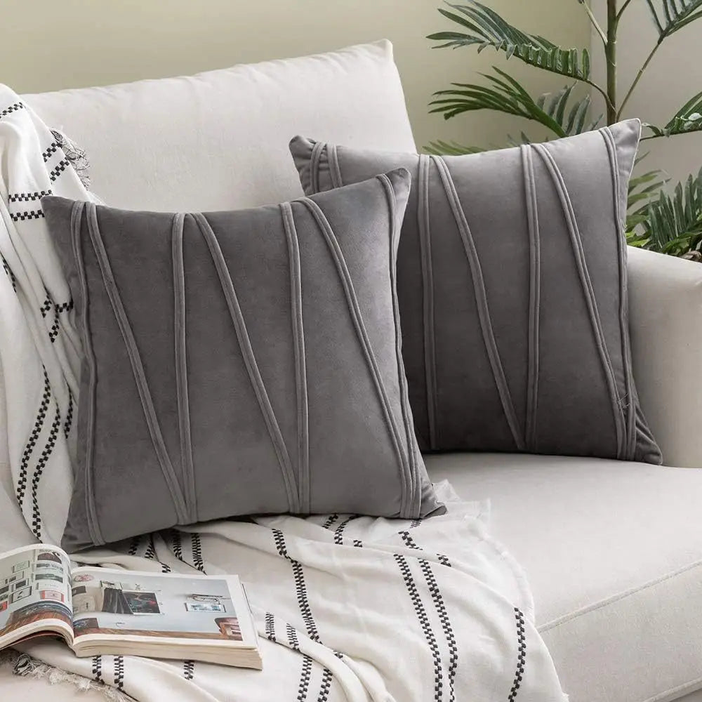 Velmire - Velvet Pillowcase with Wave Line Design 45x45cm