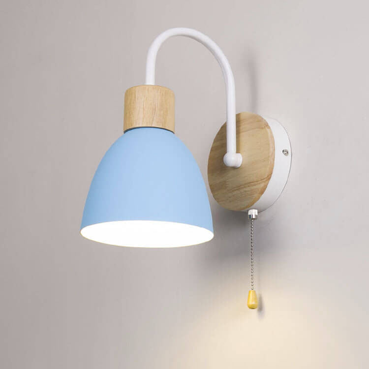 ScandiSchalten: Modern LED Wall Light 1-Bulb with Wood Details & Pull Switch – Ideal for Living Room & Reading Nook