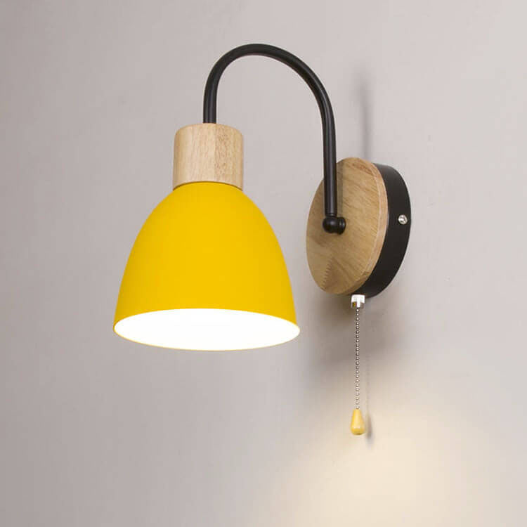 ScandiSchalten: Modern LED Wall Light 1-Bulb with Wood Details & Pull Switch – Ideal for Living Room & Reading Nook