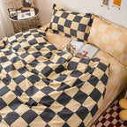 SchlossTraum: Checkered Duvet Cover Set – Modern, Breathable & Decorative with Black-Cream Pattern for Bedroom