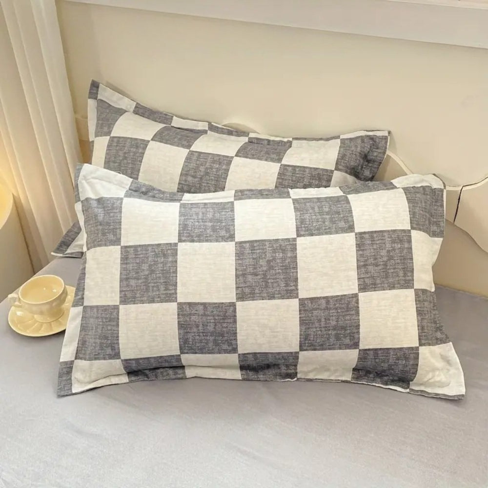 SchlossTraum: Checkered Duvet Cover Set – Modern, Breathable & Decorative with Black-Cream Pattern for Bedroom