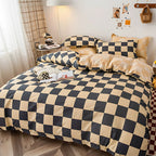 SchlossTraum: Checkered Duvet Cover Set – Modern, Breathable & Decorative with Black-Cream Pattern for Bedroom
