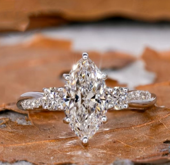 Elegant Ring for Women Marquise-Cut Side