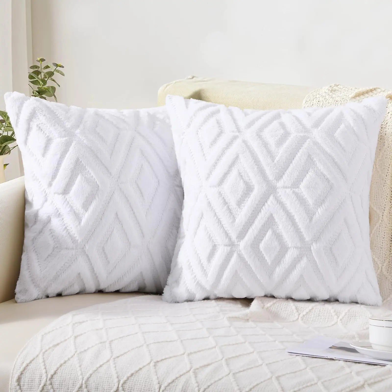Elarina - Christmas Throw Pillow Decorative Cushion Set of 2