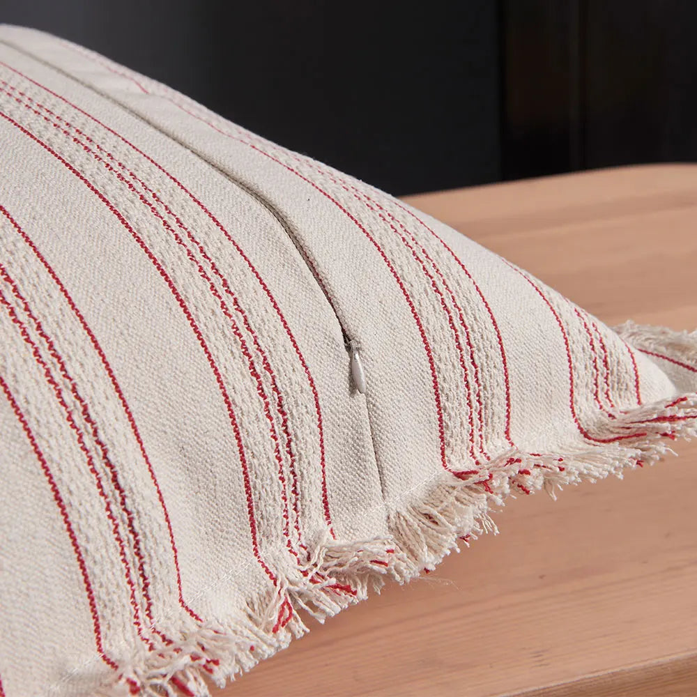 Bela Jacquard Kussenhoes | Luxe Textuur met Fijne Franje Details