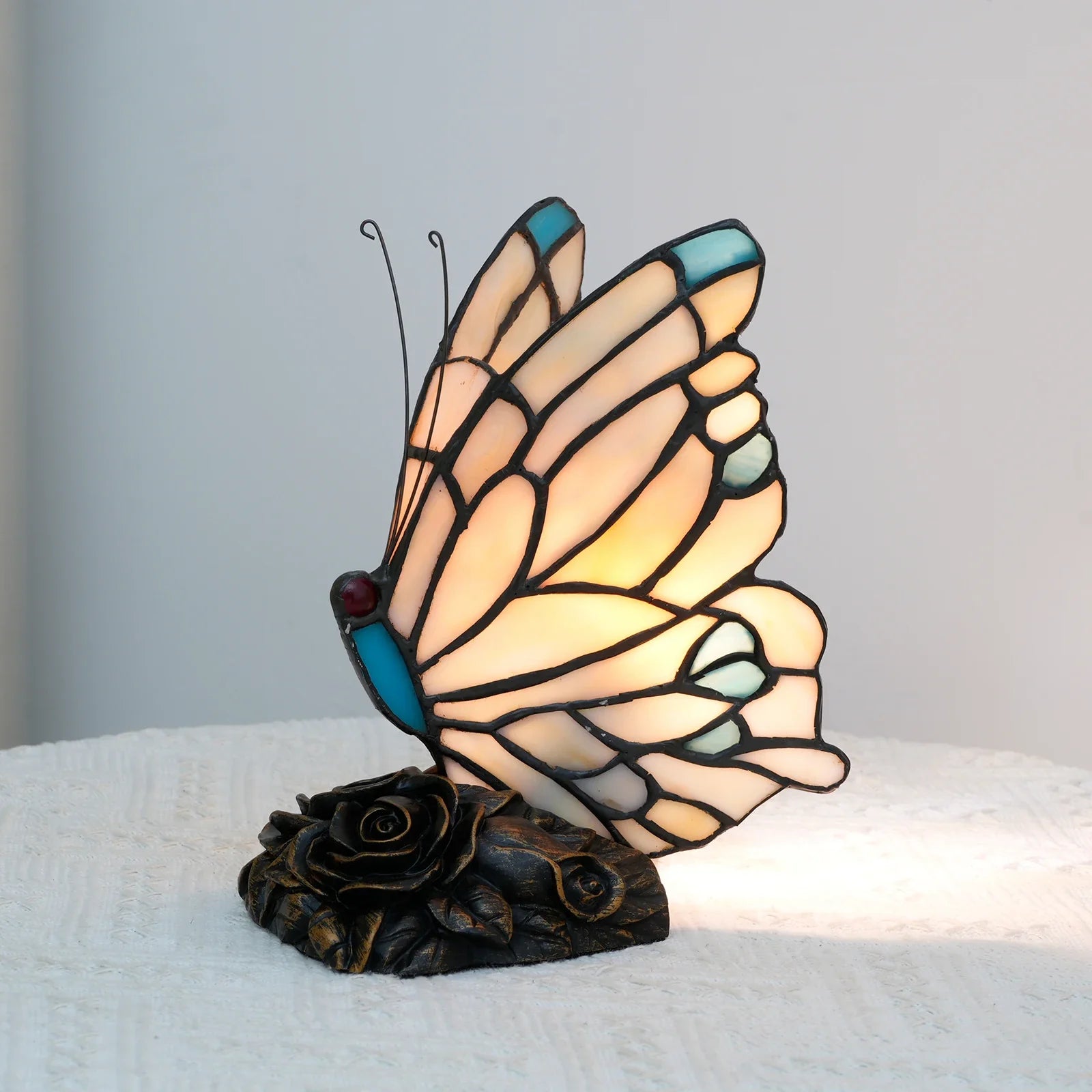 Zyrelis - Vintage Glass Table Lamp Butterfly Design