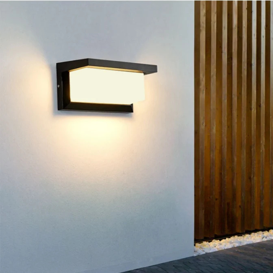 SicherLicht: Outdoor LED Wall Light with Motion Sensor & Weatherproof Design – for Garden & Entrance