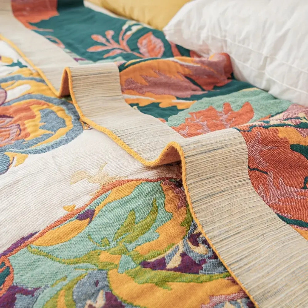 SiennaLoom: Decorative Cotton Blankets with Floral Pattern and Light Texture – for Sofa and Bedroom
