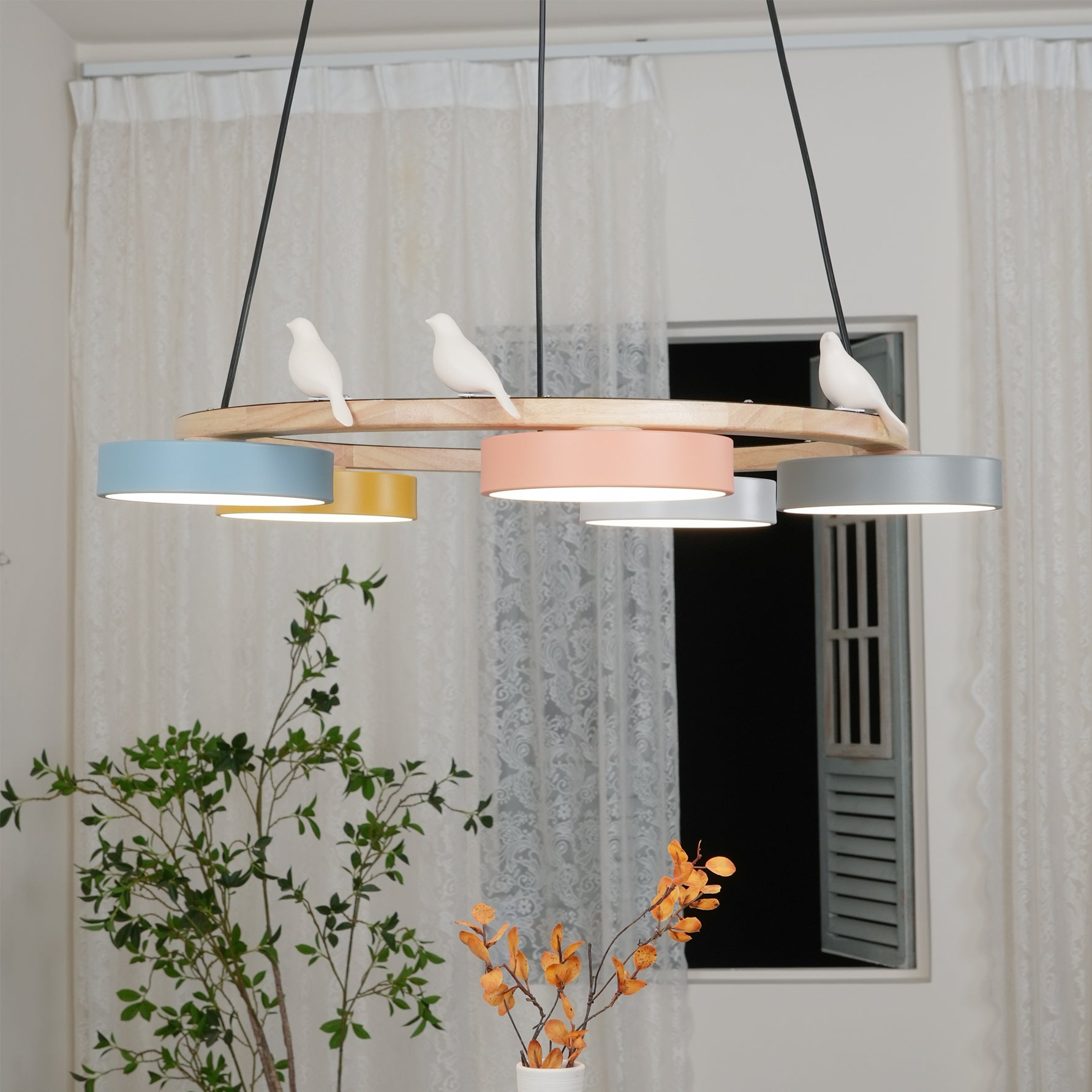 Breeza Chandelier | Nature-Inspired LED with Adjustable Height