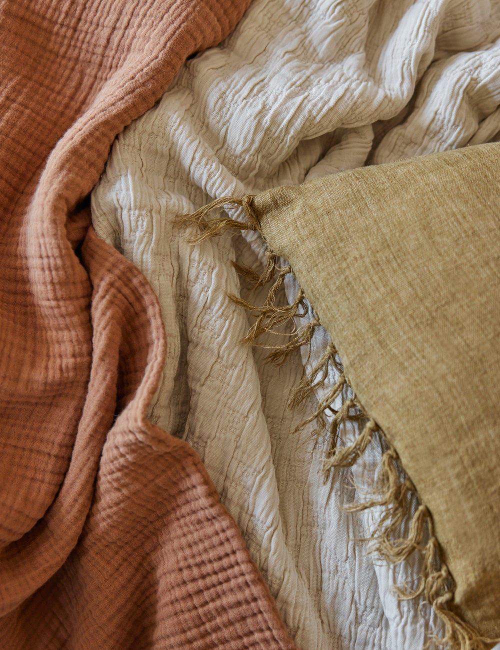 Alaia Bed Cover | Organic Cotton, Fringed Ends