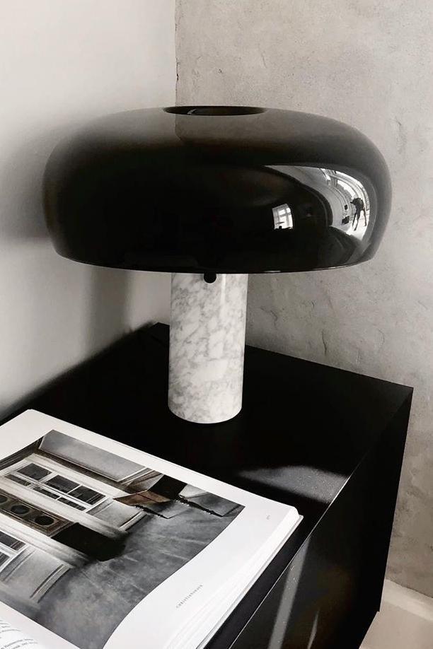 Bello Tafellamp | Italiaans Carrara Marmer, Nostalgisch Silhouet