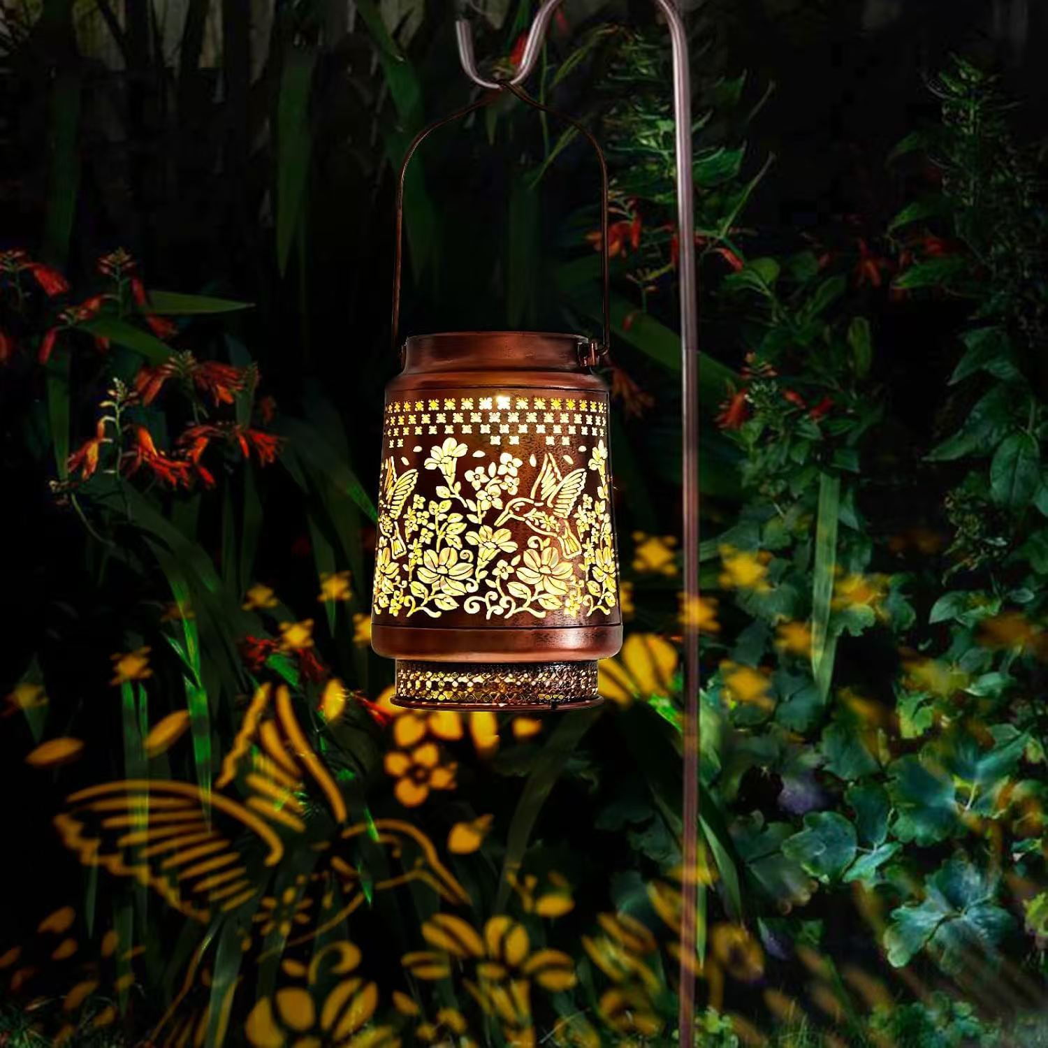 Solar Hanging Lantern, Metal Construction, IP65 Waterproof, LED Light
