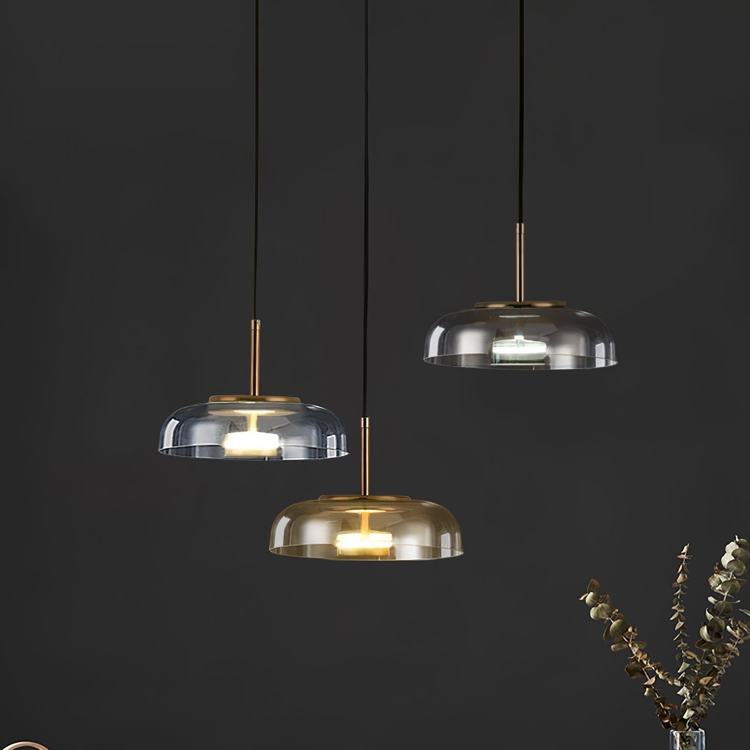Solara: Pendant Light made of Brass & Glass with Integrated LED – for Dining Room & Living Room