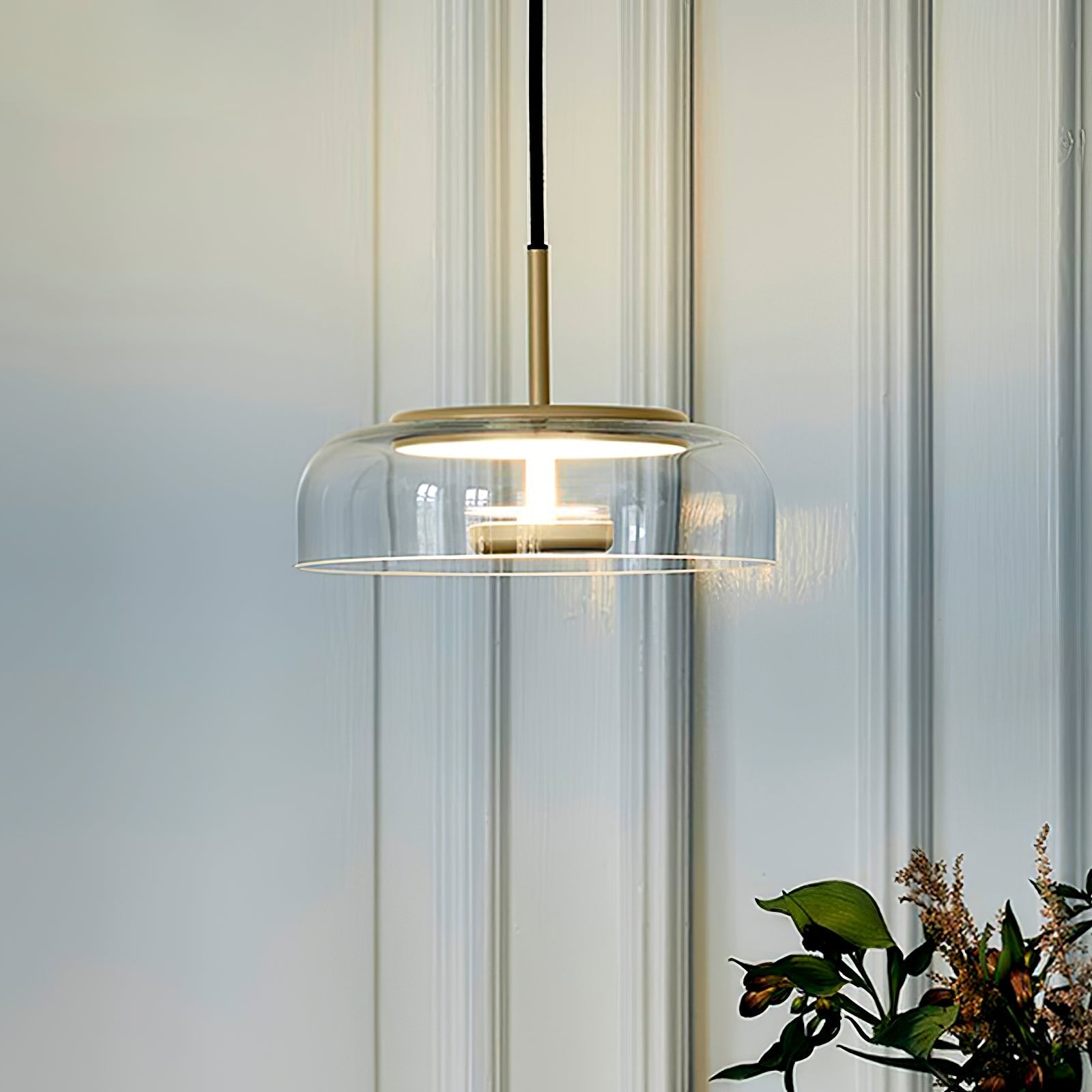Solara: Pendant Light made of Brass & Glass with Integrated LED – for Dining Room & Living Room
