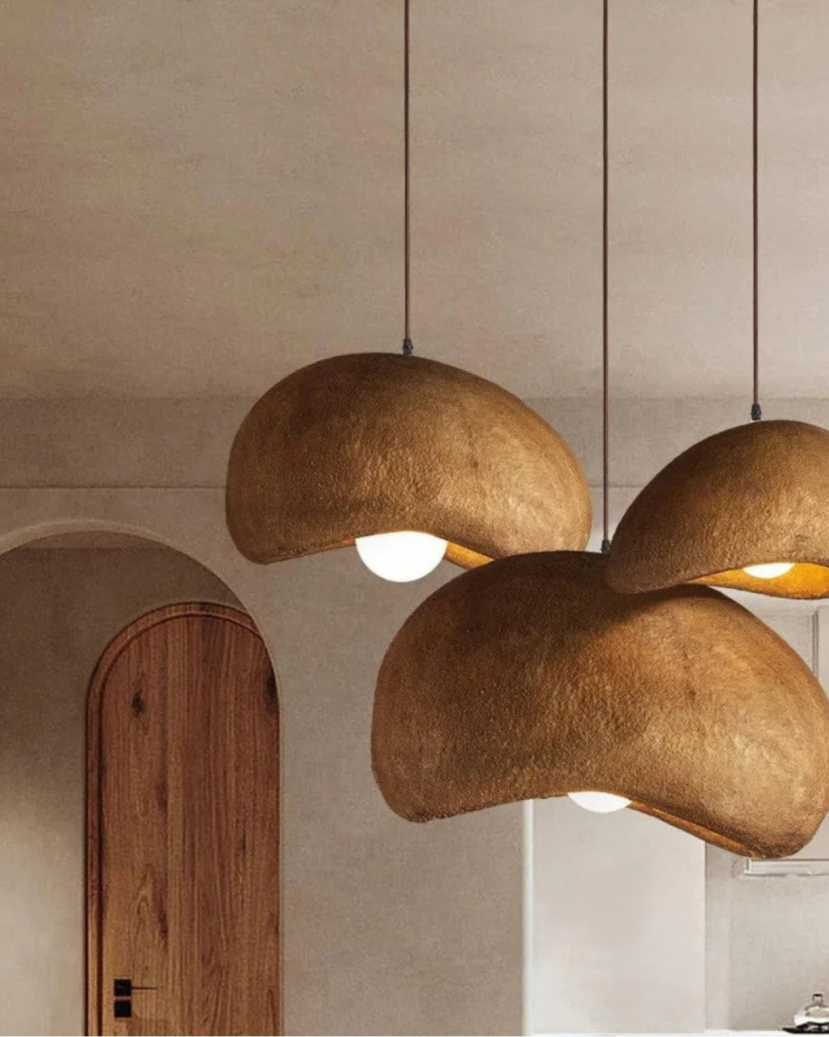 SoléaForma: Round Pendant Light in Natural Structure Look with Warm White Light – for Dining Room & Living Space