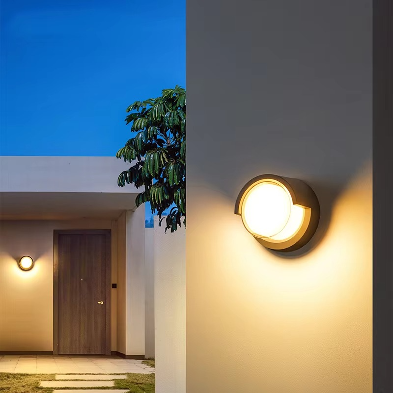 Solvion: LED Outdoor Wall Light with Sensor – Modern Design for Garden & Entrance Area