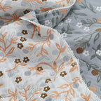 SummerLeaf: Cotton blankets made of four-layer gauze with floral & leaf print – for bedroom & sofa