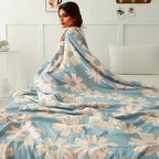 Summer Meadow: Cozy Cotton Blanket with Daisy Print & 4-Layer Gauze – for Sofa & Bed