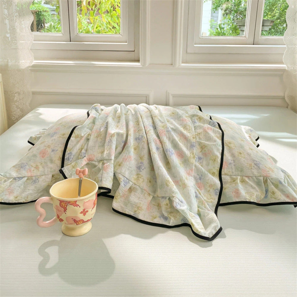 LaceDream: Pillowcase with Ruffles & Lace – Romantic & Decorative for Bedroom (Set of 2)