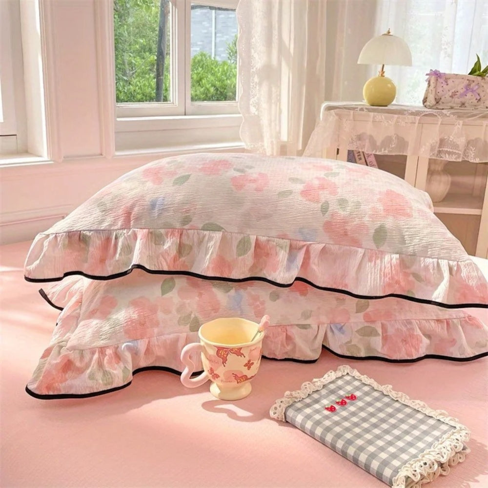 LaceDream: Pillowcase with Ruffles & Lace – Romantic & Decorative for Bedroom (Set of 2)