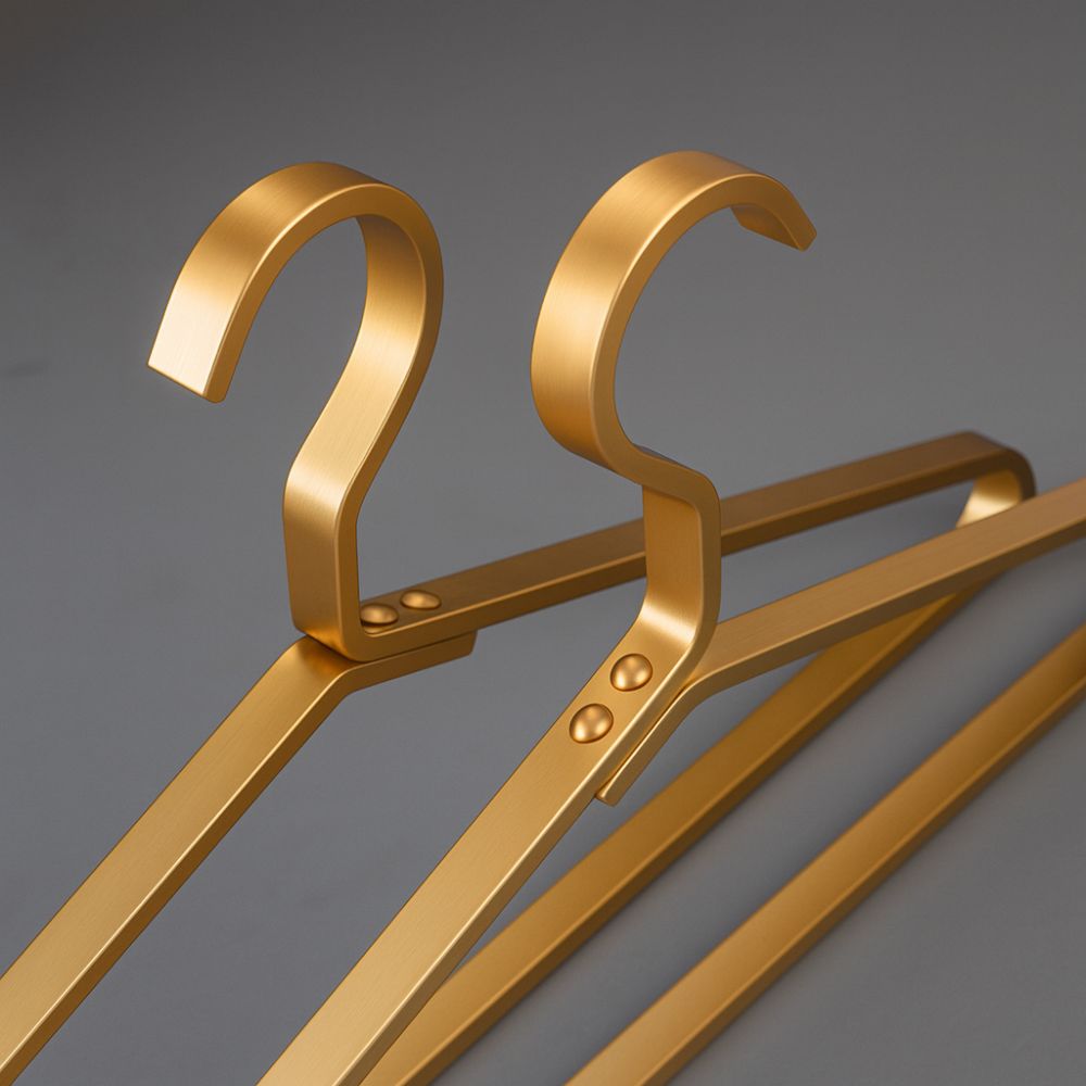 StilGriff: Premium Hanger Made of Metal Alloy – Durable, Elegant & Practical for Shirts & Coats