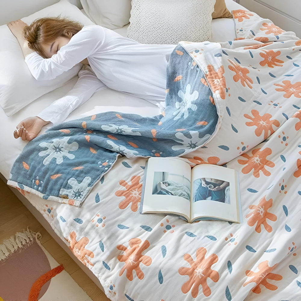 RadiantJoy: Cotton Blankets in Abstract Pattern with Reversible Function & Year-Round Lightness – for Sofa & Bed