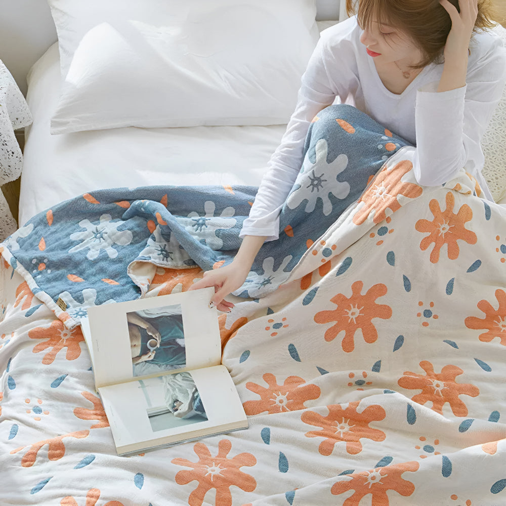 RadiantJoy: Cotton Blankets in Abstract Pattern with Reversible Function & Year-Round Lightness – for Sofa & Bed