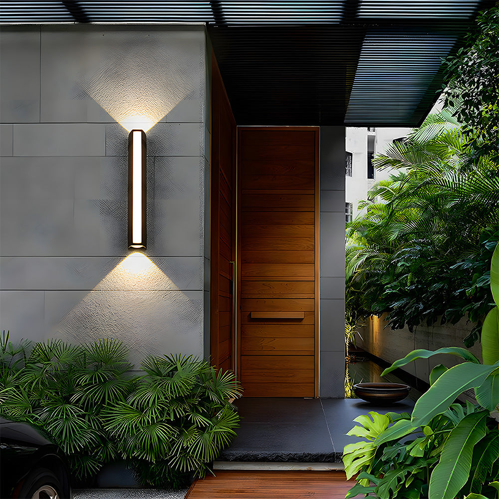 StrahlHaus: Modern Waterproof LED Outdoor Wall Light – Stylish & Bright for Garden & House Wall