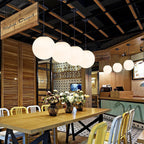 StrahlTafel: Modern Decorative & Energy-Efficient Glass Pendant Light for Dining Room & Kitchen
