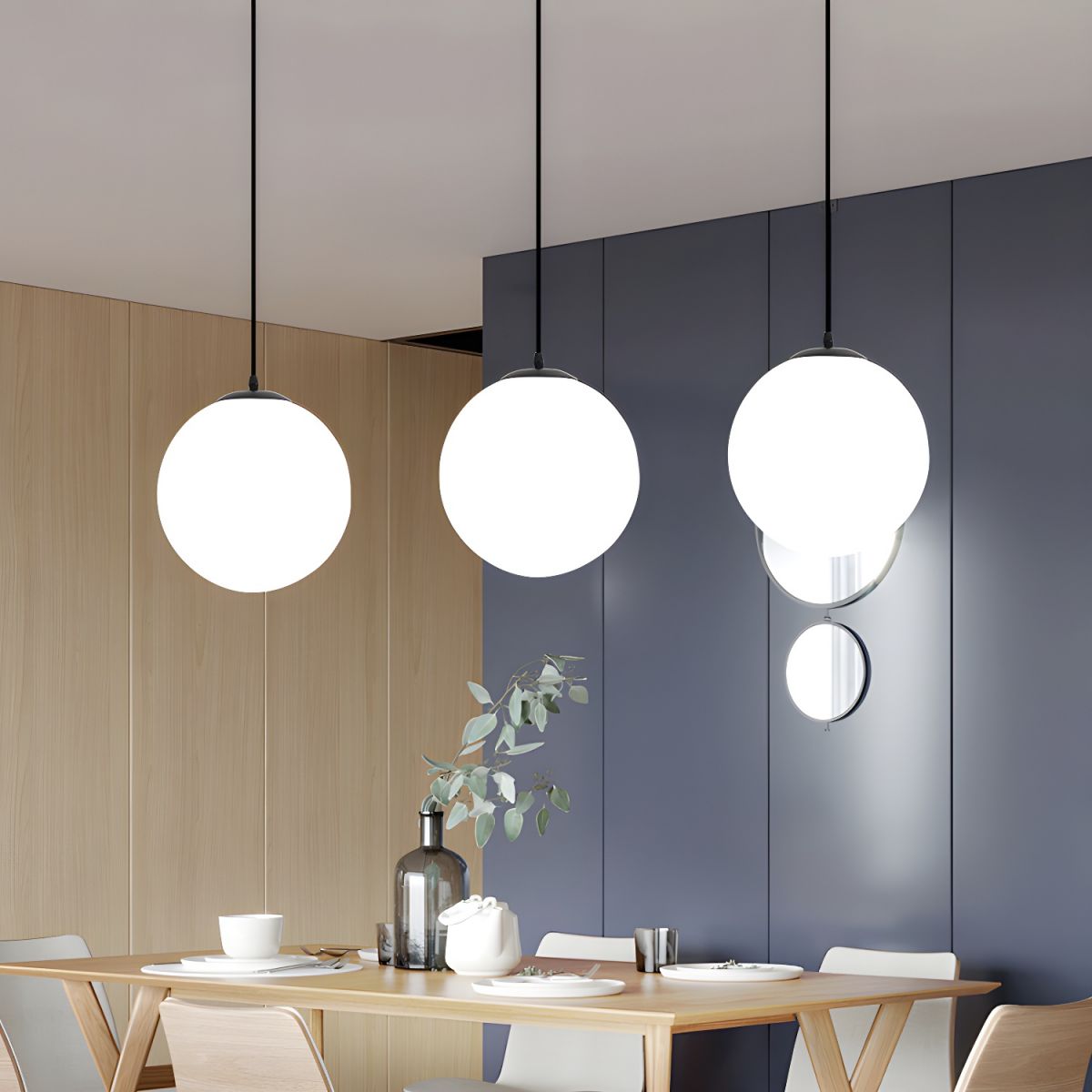 StrahlTafel: Modern Decorative & Energy-Efficient Glass Pendant Light for Dining Room & Kitchen
