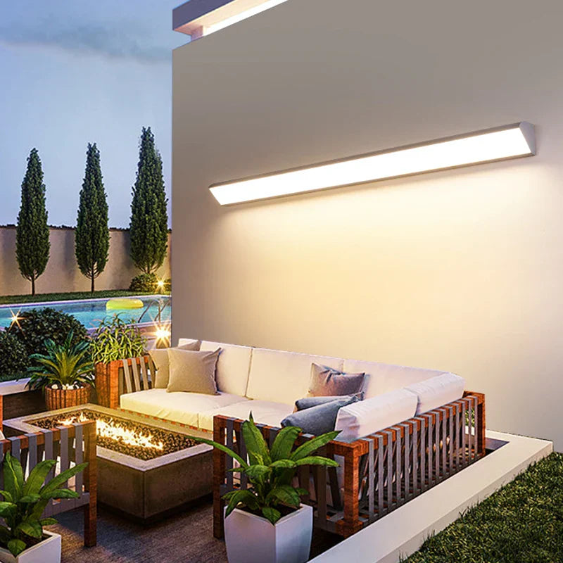 StrahlWerk: Modern LED Outdoor Wall Light – Waterproof, Energy-Saving & Weatherproof