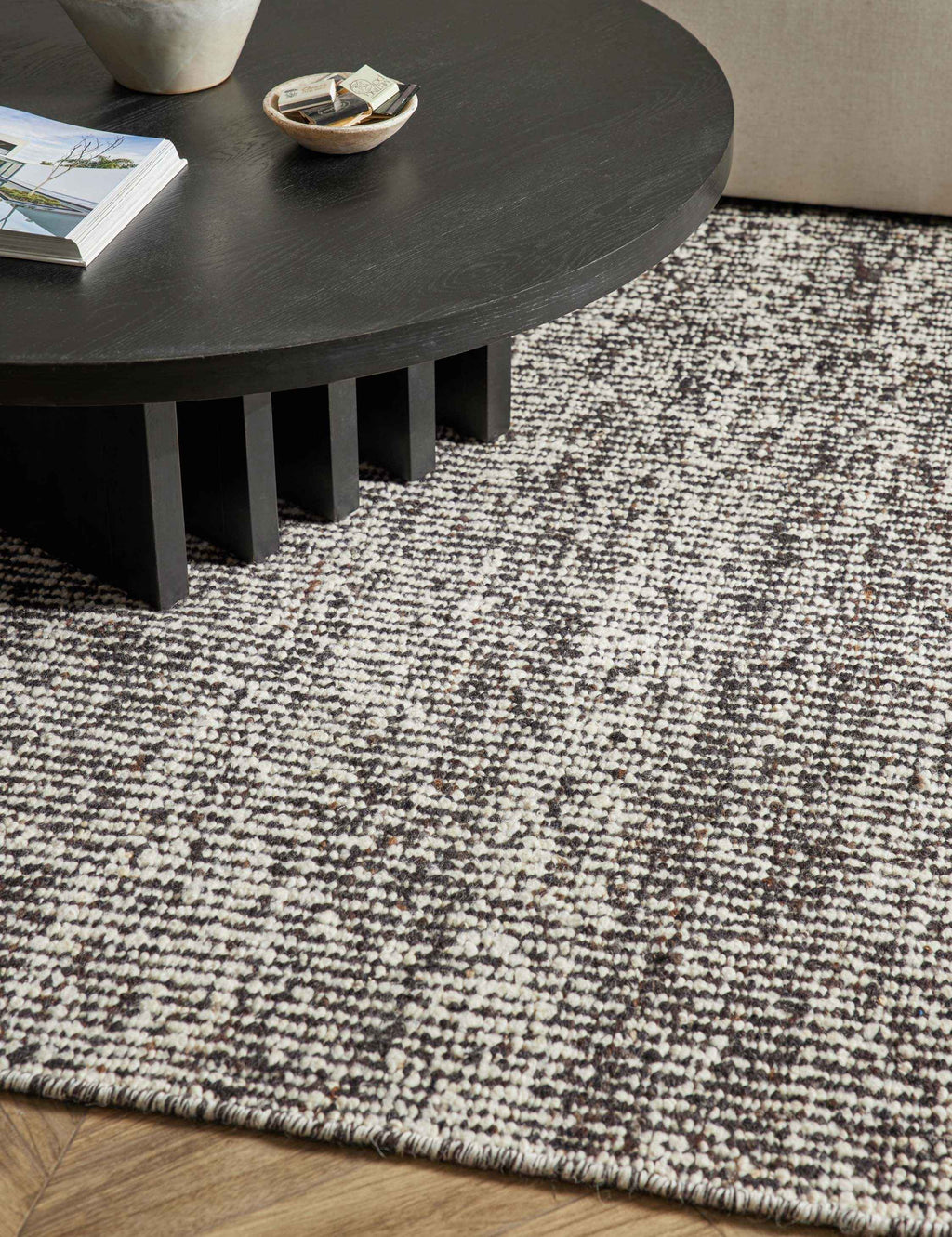Tierra Handwoven Wool Rug | Durable, Soft Texture