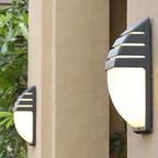 Terrassenglanz: Waterproof LED Wall Light with Sensor & Elegant Black Design – for Terrace & Entrance