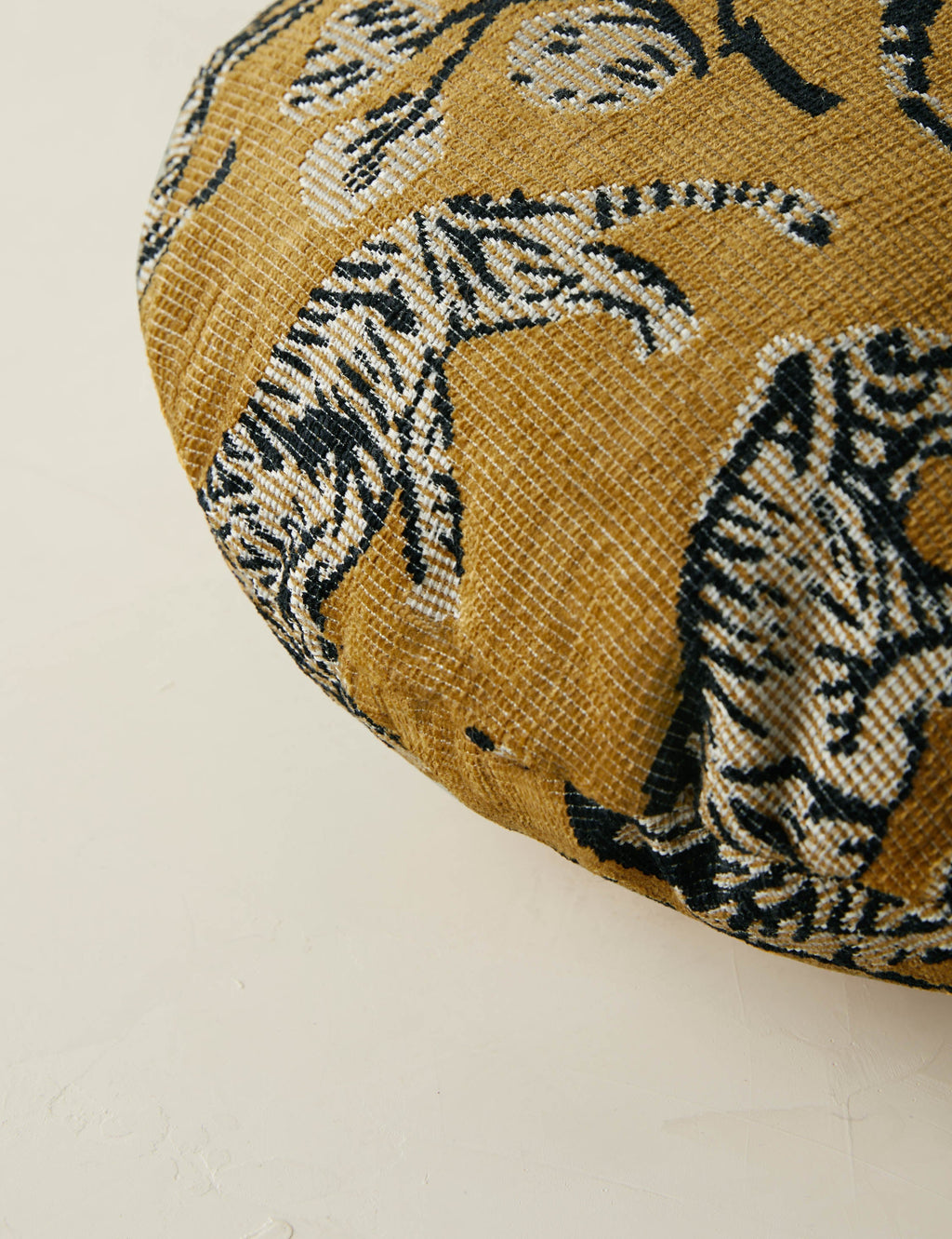 Tango Jacquard Pillow | Intricate Tiger Print Design