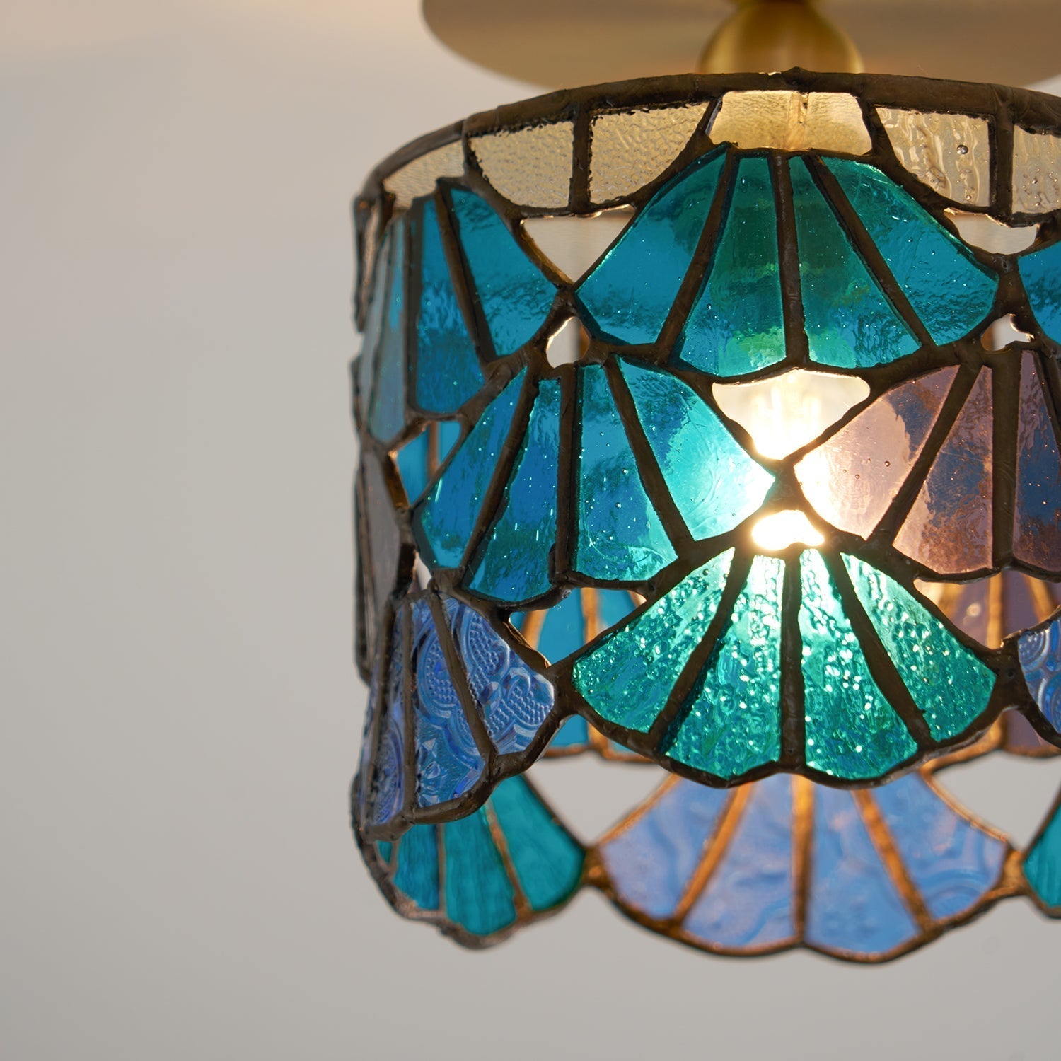 Vezaro – Tiffany Ceiling Lamp