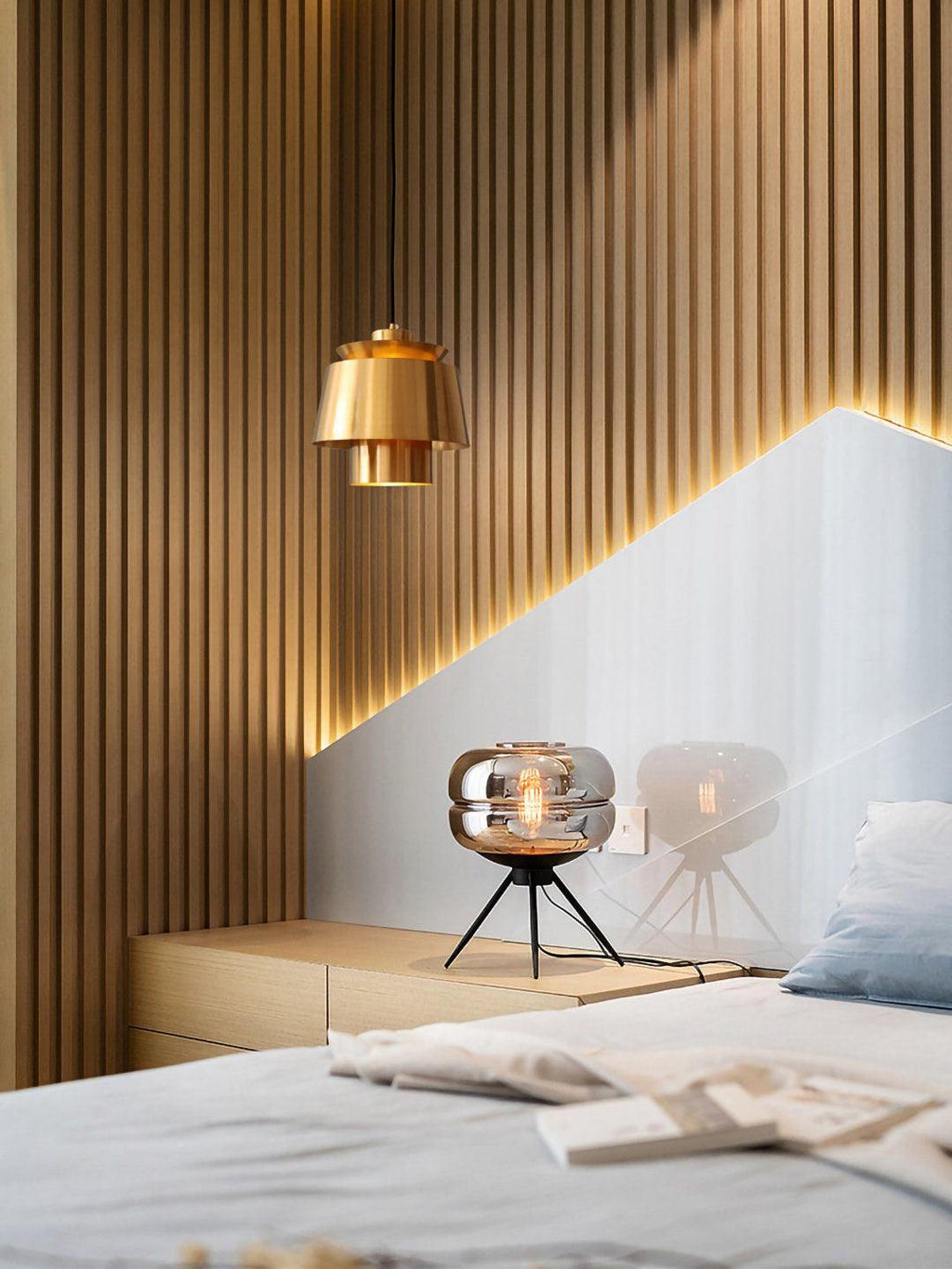 OrionGlow: Metal Pendant Light with Constellation Design & LED/Edison Socket – for Stylish Interiors