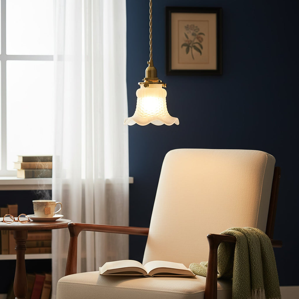 Flower-Shaped Glass Pendant Light with Brass Frame