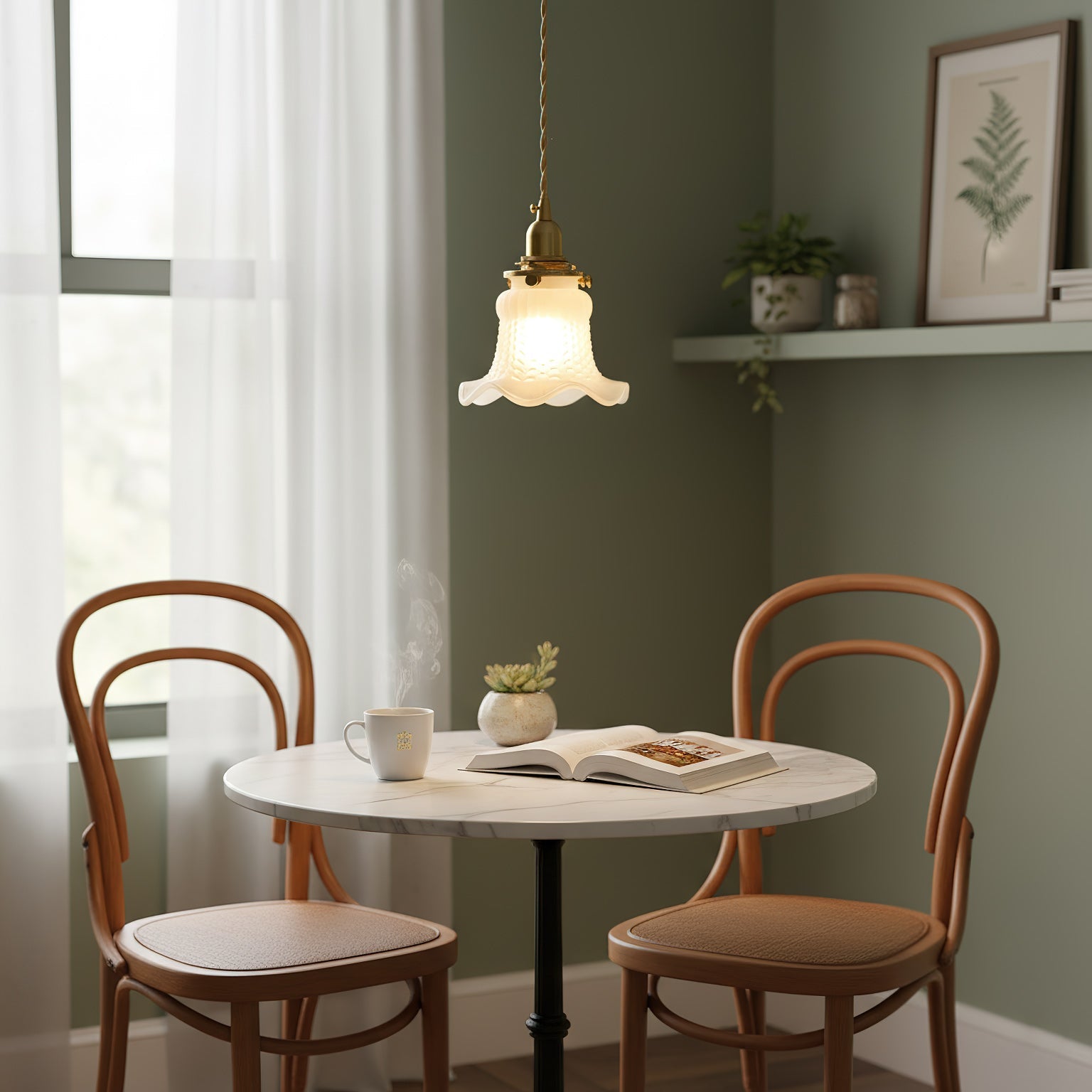 Flower-Shaped Glass Pendant Light with Brass Frame
