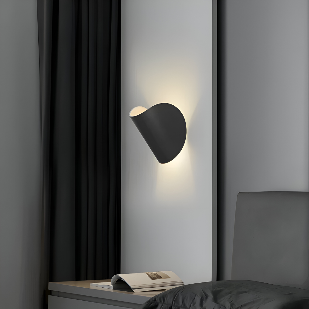 VarioBeam: Rotatable Metal Wall Light – Stylish LED Wall Lamp for Bedrooms & Living Rooms