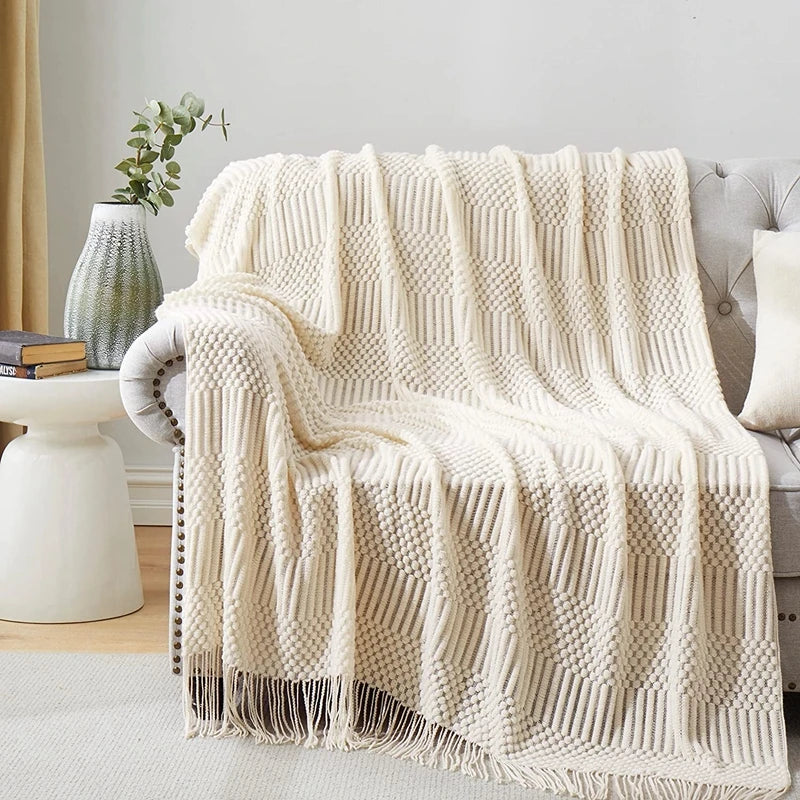 VeluCasa: Boho Luxury Knit Blanket – Chunky Blanket for Bedroom & Sofa